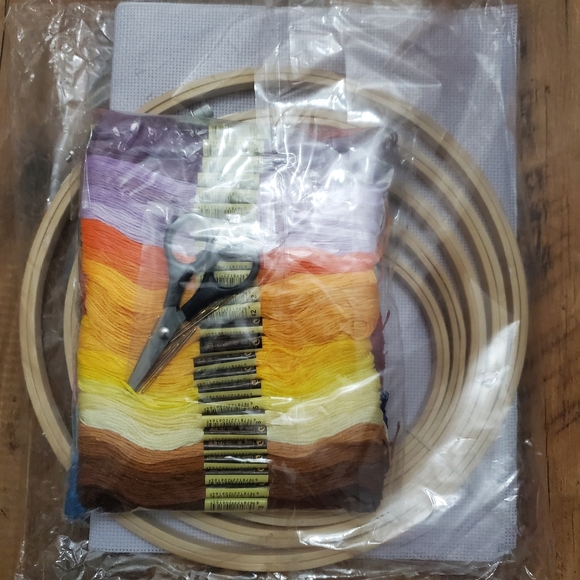 Crafty Jack Embroidery Kit - Picture 4 of 5